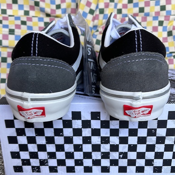 Vans Men’s Skate Old Skool 
Reflective Black/Grey
VN0A5FCBN42
Sneakers - Picture 14 of 16